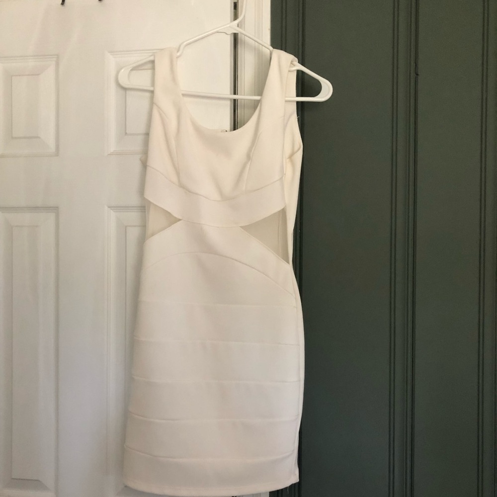 White bodycon dress